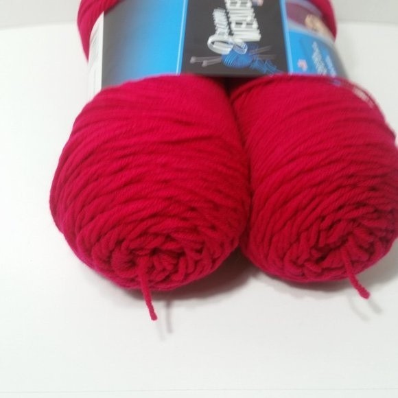 Hot Pink Worsted Yarn 4 Skeins 7oz Each - Picture 10 of 14
